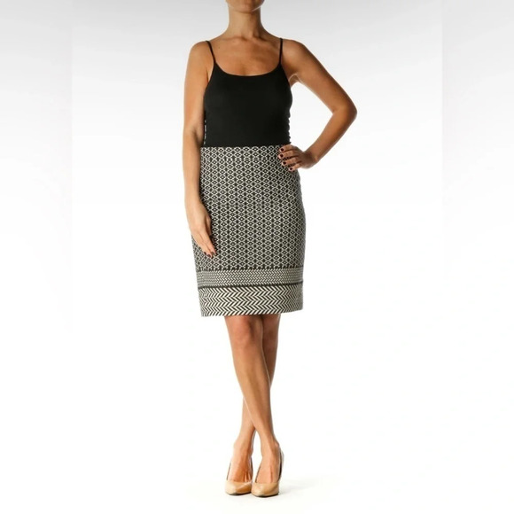 J. Crew White Chevron Straight Skirt Size 0 - Picture 1 of 10